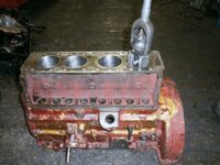 Honing no.4 cylinder.